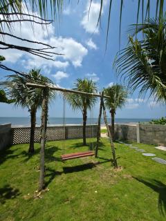 Beachfront 5BR Villa Private Pool & BBQ - 3