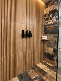 The Hive Luxury 1BR Townhouse Pool & Rooftop 101 - 3