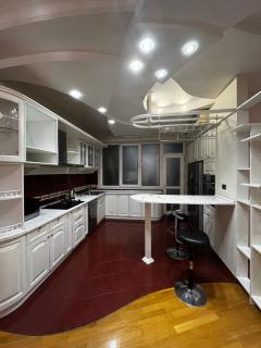 Four season residence with Formula 1 - 3
