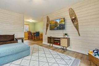 Cute Whitefish Cabin with Hot tub - 6