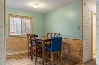 Cute Whitefish Cabin with Hot tub - 4