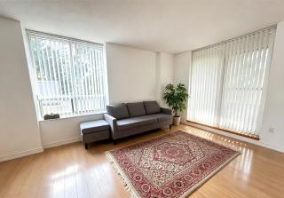 Modern 2 Bedroom 2 Bathroom Suite with Free Parking Near Finch Subway Station - 2