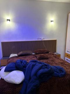 Stylish 1-Bedroom Stay - 8