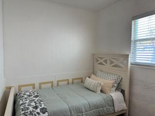 Bright 3 BR Home Near Anna Maria Island - 4
