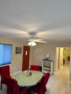 Bright 3 BR Home Near Anna Maria Island - 1