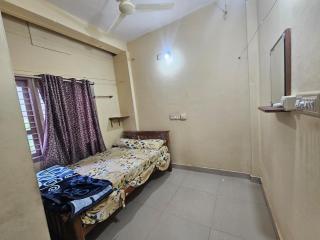 Sharada Temple Stay in the Heart of Sringeri - 0