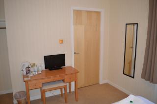 Airlie Arms Hotel - Kirriemuir - 2