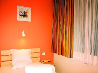 7 Days Inn Jixian County Baowei Road - 7