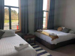 Pleasant Point Hotel - 6
