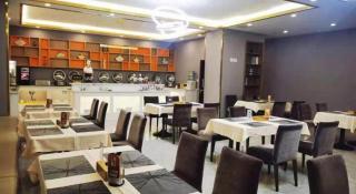 Vienna Hotel Tongliao Ke'erqin - 1