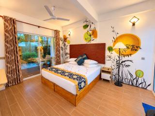 Blue Water Thoddoo Inn - 5