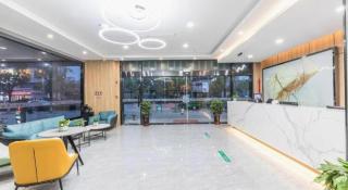 GreenTree Inn Express Zhangjiagang Hexing Town Shazhou Professional Institue of Technology - 7