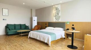 GreenTree Inn Xinxiang Fengqiu County Xingfu Road - 1