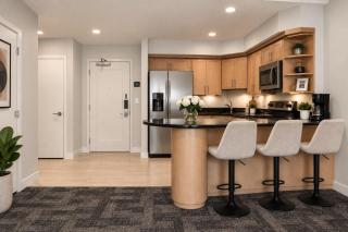 Princess II Suite Platinum * Balcony Strip Views - 4