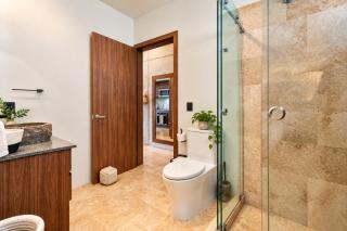 Nuju Rentals - BeUtiful Apartments with Swimout-Gym-Rooftop-Pool - 2