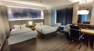 Green Tree Inn Hebei Cangzhou Hejian Middle Shijing Road - 8