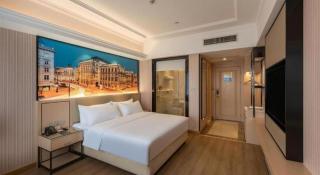 Vienna Hotel Ganzhou Economic Development Zone 1st Hospital West High-Speed Railway Station - 2