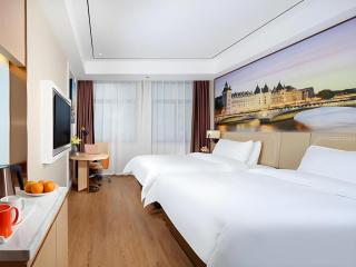 Vienna Hotel Guangxi Baise Xilin County Juting Cultural Arts Center - 9