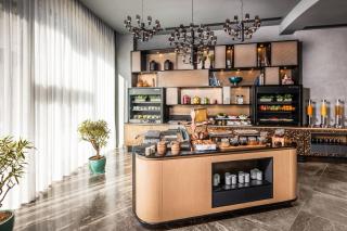 Courtyard by Marriott Baku - 4