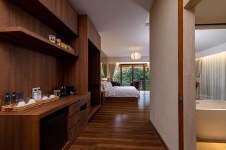 J Valley Resort - 6