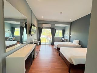 A Hotel Cozy - 7