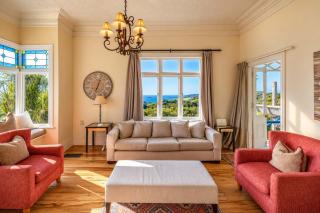 Crescent Villa - Stay Waiheke - 3