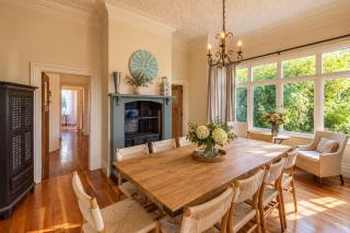 Crescent Villa - Stay Waiheke - 2