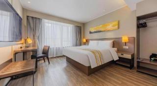 Home Inn Plus - Shanghai New International Expo Center Yushan Road Yuanshen Sports Subway Station - 1
