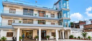 Regency Villa - 9