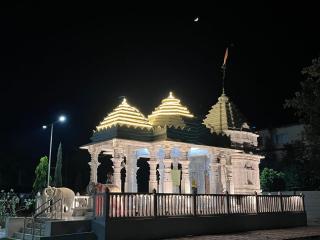 Ayush gram hotel and wellness resort - 8