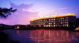 New Century Hotel Zaozhuang Fengming - 6