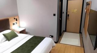GreenTree Inn Yixing Zhangzhu Express Hotel - 1