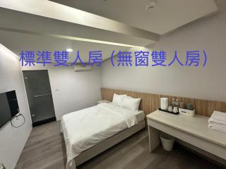 Xingyi Hotel - 9