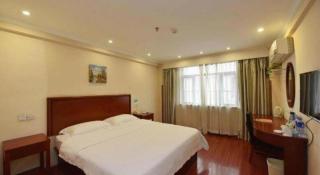 GreenTree Inn Anhui Yaohai District MingGuang Road Bus Station Express Hotel - 4