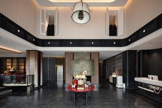 LIAN HOTEL · Shangri-La - Cafe · Cocktail Lounge · Fitness Center - 5
