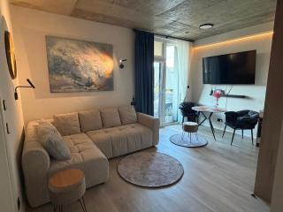 Sunny Dune - 8