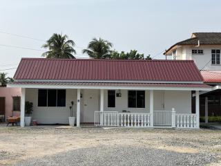 Roomstay Rahmat 3 - 5