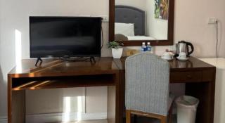 Queen Margarette Hotel - 5