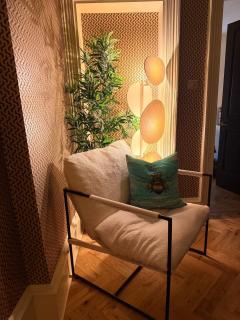 2 bed, 2 bath flat - private pet friendly garden - 3