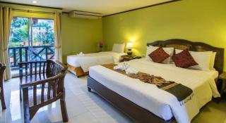 Phuphaya Resort Pattaya - 9
