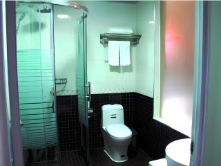 Super 8 Hotel Shiyan Beijing Middle Road - 2