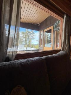 Cozy Ski-in Cabin next to slopes and 2 Lift Passes - 5