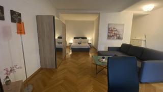 Studio with balcony- 1 bedroom - 5