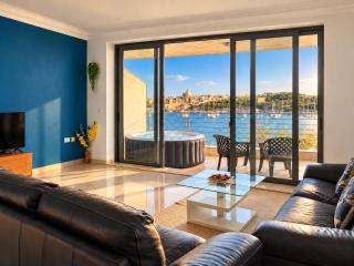 Spacious Signature Apt - Valletta Harbour View - 0