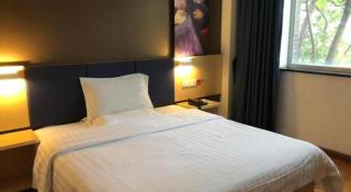 7 Days Inn Tianjin Ancient Cultural Street Jinshiqiao Metro Station - 6