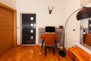 Elegant Cottage in the Heart of Portree HS - 6