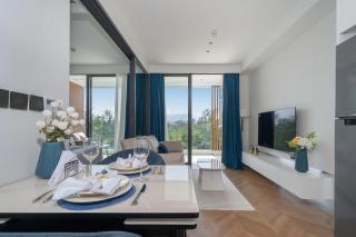 The Sunshine Beach Resort 1-bedroom Suite with a great view - 2