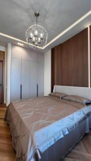 Cozy 50 m2 European-style two-bedroom apartment for rent by the night, Almaty - 8