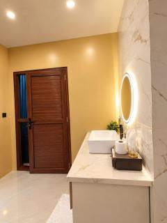 Serene Luxury Resort, Family Dome for 6 - 12 Guests - Pebble Walk Resort - 1