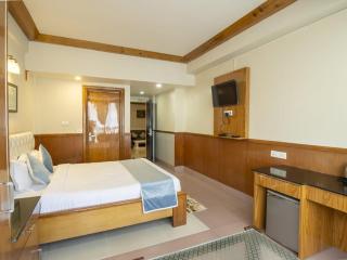 Hotel Green Haven - 3